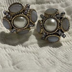 Oscar De La Renta Classic Button Stud Earrings